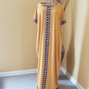 YI HENG MEI LONG GOLD DRESS